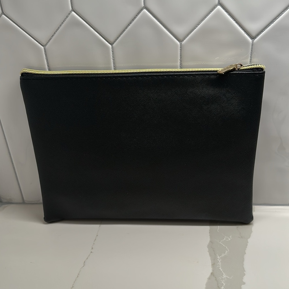 NWT Elle Black Clutch Bag - Picture 3 of 3
